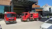 Elazığ'da 12 Katlı Otelin Çatı Katında Yangın: 10 Kişi Dumandan Etkilendi