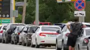 Kırım'da Benzin Karneye Bağlandı, Satışlara Kota Getirildi