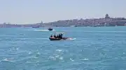 Üsküdar'da Denizde Görülen Kişi İçin Arama Çalışmaları Devam Ediyor