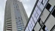 Londra'da Lüks Binadan Düşen Aileden Acı Haber: 36. Kattan Hayatlarını Kaybettiler