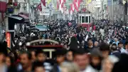 İstanbul'da Nüfus Baskısı Artıyor: Uzmanlar Planlı Tersine Göç Çağrısı Yapıyor