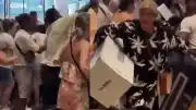 Avrupa'da 'Ejderha Sıcakları' Etkisi: Aşırı Sıcaklar Nedeniyle Mağazalarda İzdiham Yaşandı