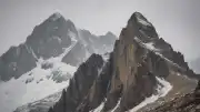 Verçenik Dağı'nda Yaralanan Dağcı İçin Kurtarma Operasyonu Düzenlendi
