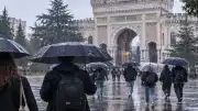 İstanbul'da Olumsuz Hava Koşulları Nedeniyle 24 Üniversitede Yüz Yüze Eğitime Bir Gün Daha Ara Verildi