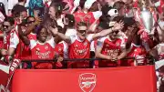 Arsenal, 22 Yıl Aradan Sonra Gelen Şampiyonluğu Londra'da Taraftarıyla Kutladı