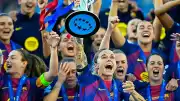 Barcelona, UEFA Kadınlar Şampiyonlar Ligi'nde Lyon'u 4-0 yenerek şampiyon oldu