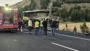 Denizli'de Otobüs Kazası: 8 Kişi Hayatını Kaybetti, 33 Yaralı