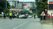 Hatay'da Trafik Kazası: Otomobil Refüje Çarptı, Sürücü Yaralandı