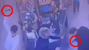 İstanbul'da Zincir Market Kavgası: Bıçak ve Silahlar Çekildi, 3 Kişi Gözaltına Alındı