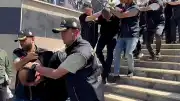 Küçükçekmece'de Borçlu Olduğu Kişiyi Pencereden Attığı İddiasıyla 4 Şüpheli Tutuklandı