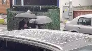 Ardahan'da Etkili Olan Dolu Yağışı Kenti Beyaza Büründürdü