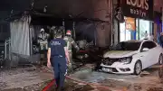 Bursa'da Depoda Çıkan Yangın Otomobile Sıçradı: 1 Saatlik Müdahale Sonucu Söndürüldü