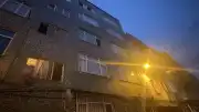 Fatih'te Cam Silen Kadın 5. Kattan Düşerek Hayatını Kaybetti