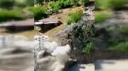 Adana'da Tehlikeli Viraj Kontrollü Patlatmayla Kaldırıldı