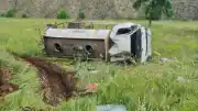 Bingöl Karlıova'da su tankerinin şarampole devrilmesi sonucu 1 kişi hayatını kaybetti