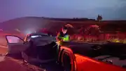 Ceyhan'da emniyet şeridinde duran TIR'a çarpan otomobilde 2 kişi yaşamını yitirdi