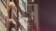 Esenyurt'ta 14 Katlı Binada Yangın: 13 Kişi Tahliye Edildi