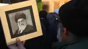 Kerbela'da Eski İran Lideri Hamaney İçin Cenaze Töreni Başladı
