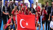 U16 Erkek Hokey Milli Takımı Avrupa Şampiyonu unvanını kazandı