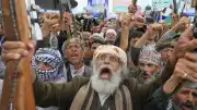 Yemen Devlet Bakanı Velid el-Kadimi: "Hudeyde'de çatışmalar sürüyor"