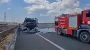 Gelibolu'da Seyir Halindeki Tırda Çıkan Yangın Kontrol Altına Alındı