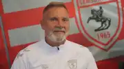 Samsunspor Teknik Direktörü Fink'ten Fenerbahçe ve Şampiyonluk Yarışı Değerlendirmesi