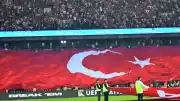 Eski Futbolcu Barış Civelek, Türkiye-Fransa Maçında Güvenlik Görevlisi Olarak Yer Aldı