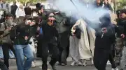 Avrupa'da Liseliler Ayaklandı: Fransa, Belçika ve İspanya'da Protestolar Büyüyor