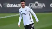 Emirhan Topçu'ya İngiltere ve Fransa'dan İlgi: Beşiktaş'ın Transfer Politikası