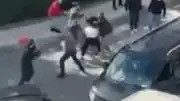 Kartaltepe'de Yol Verme Tartışması Kavgaya Dönüştü: Tekme ve Yumruklar Havada Uçuştu