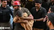 Pakistan'da Okul Çatısı Çöktü: 33 Öğrenci ve 1 Öğretmen Hayatını Kaybetti