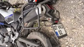 Osmaniye'de Motosiklet Kazası: Sürücü Ağır Yaralandı, Köpek Hayatını Kaybetti