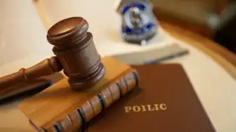 Polise, arkadaşını beylik tabancasıyla vurmaktan 16 yıl 8 ay hapis cezası
