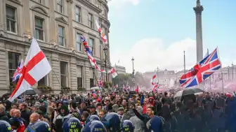 Londra'da Geniş Çaplı Protestolara Hazırlık: Polis Seferber Oldu