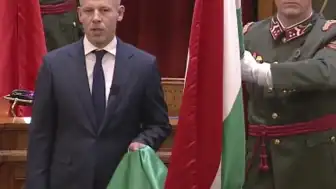 Magyar, Macaristan Başbakanı Olarak Göreve Başladı