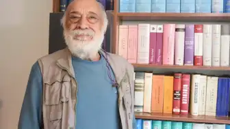 Avukat Senih Özay'dan Hukuk Sistemine Eleştiri: "Duvarlarda Davalar, Direnişler ve Hatıralar Var"