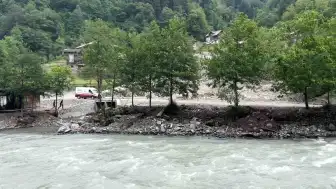 Rize'de Kayıp Şahıs Bulundu, Arama Kurtarma Botu Devrildi: 1 Personel Hayatını Kaybetti, 4 Yaralı