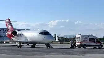 Ambulans Uçakla 2 Bebek İstanbul'a Nakledildi