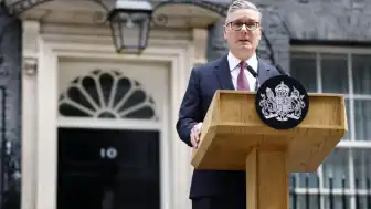 Keir Starmer Görevinden İstifa Etti