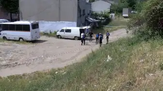 Bağcılar'da Boş Bir Araçta Ceset Bulundu