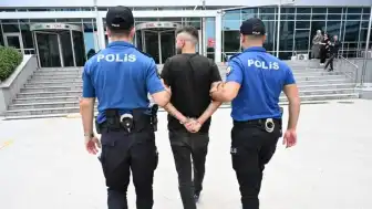 Kırmızı Bültenle Aranan Uyuşturucu Taciri E.B.G. Mersin'de Yakalandı