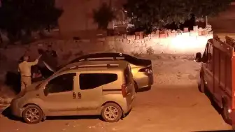 Adıyaman'da Aracın Motoruna Sıkışan Kedi İtfaiye Tarafından Kurtarıldı