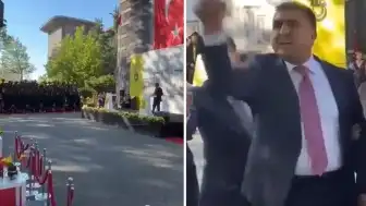 İstanbul Erkek Lisesi Mezuniyet Töreninde Öğrenci Protestosu