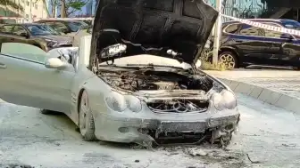 Şişli'de Seyir Halindeki Lüks Otomobil Alevlere Teslim Oldu