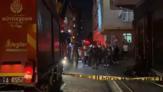 Sümer Mahallesi'nde 5 Katlı Binada Yangın: 5 Kişi Dumandan Etkilendi