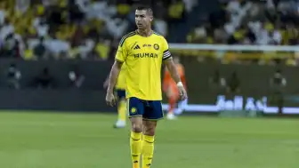 Al Nassr, Al Kholood'u 5-3 Mağlup Etti: Cristiano Ronaldo'dan 15 Dakikada Hat-trick