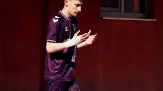 16 Yaşındaki Futbolcu A.S.'nin Hayatını Kaybettiği Kazaya İlişkin Güvenlik Kamerası Görüntüleri Ortaya Çıktı