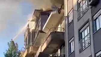 Amasra'da Çatı Yangını: Evdeki Çift İtfaiye Ekiplerince Kurtarıldı