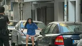 Aydın'da Kılıçlı Kadın Biber Gazıyla Etkisiz Hale Getirildi
