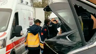 Bağcılar'da Otomobil Bagajında Ceset Bulundu: AVM Yöneticisi H.Y. Hayatını Kaybetti